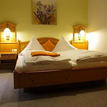 Am Selteltor 3*