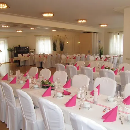 Am Selteltor Otel 3*